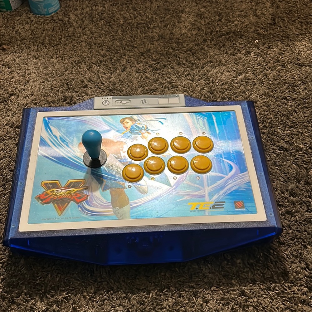 Street fighter V arcade fight stick tournament edition to Chang Li